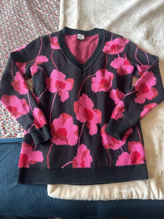 Cabi Style 4102 Rococo Pullover - like new! - Picture 2 of 8